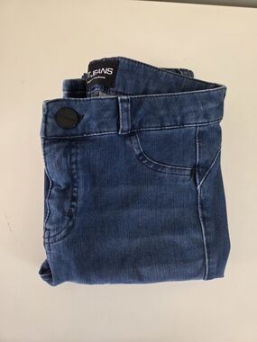 FitJeans Arctic Blue Jeggings. Size M